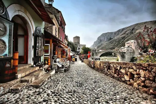 mostar-november-travel