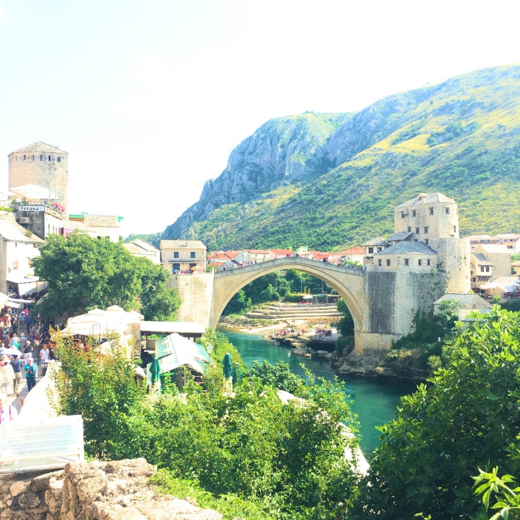 travel-blogger-mostar-photo-min