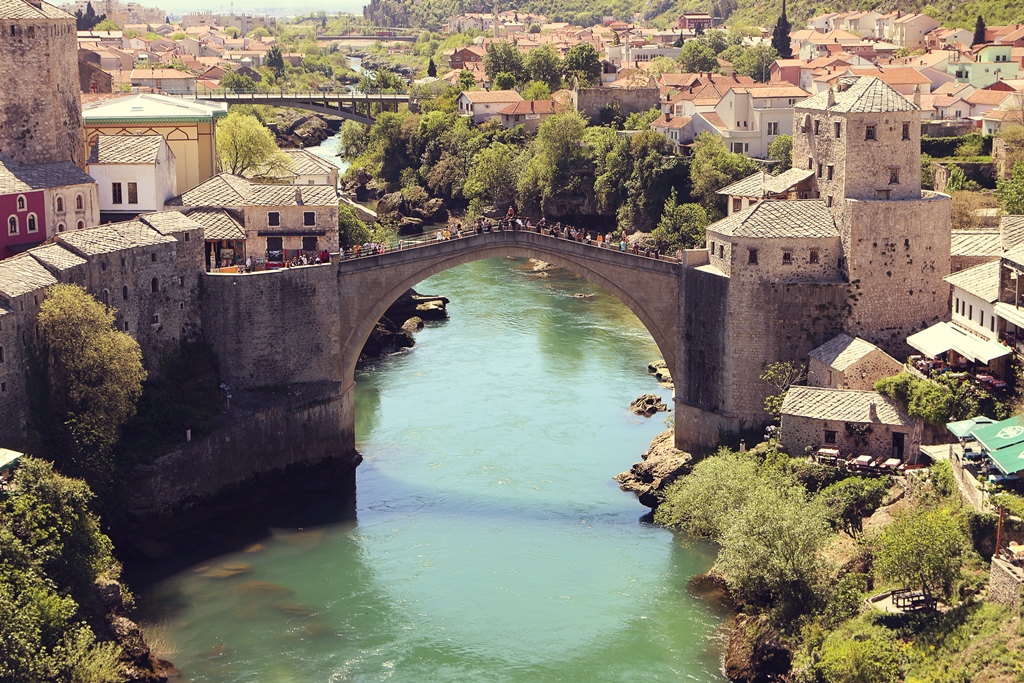 stari-most-panorama-mostar-bosnia-and-herzegovina