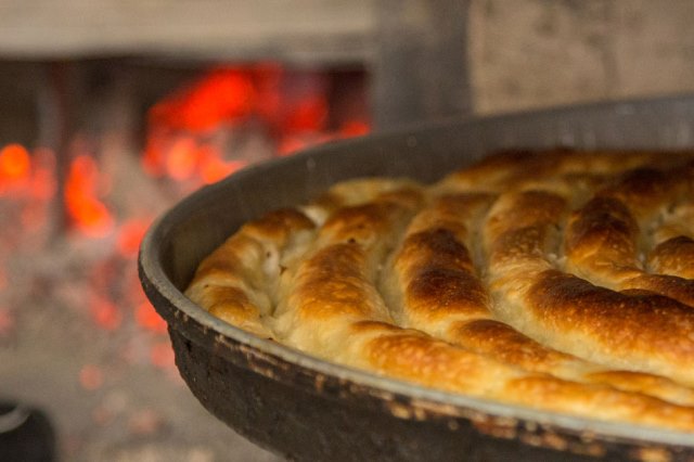 burek-pita-ispod-saca