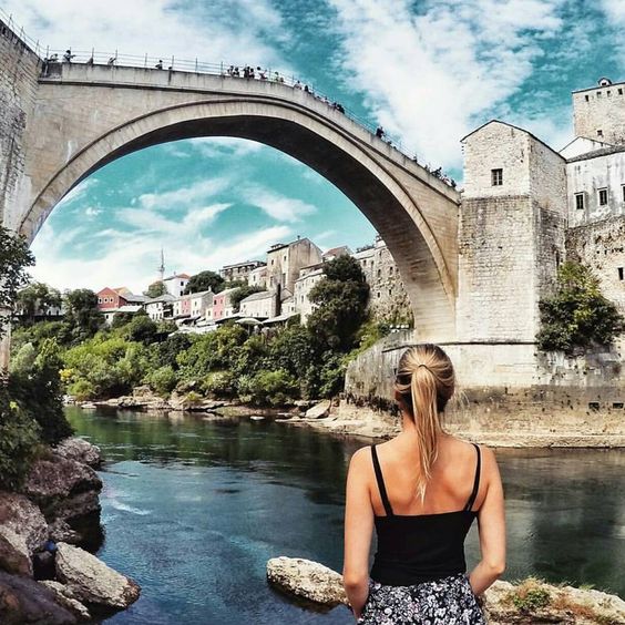 solo-travel-mostar